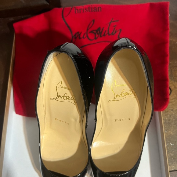 Louboutin heels - Picture 7 of 7